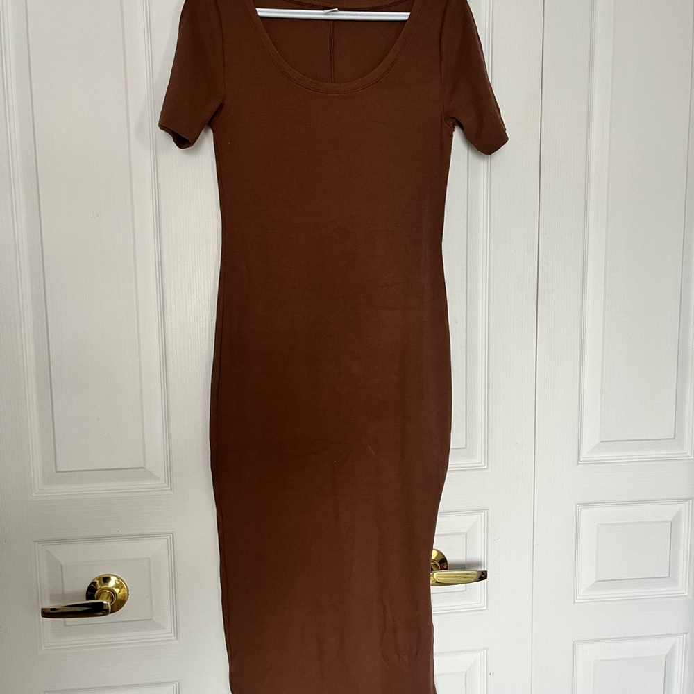 Ribbed Bodycon Midi Dress